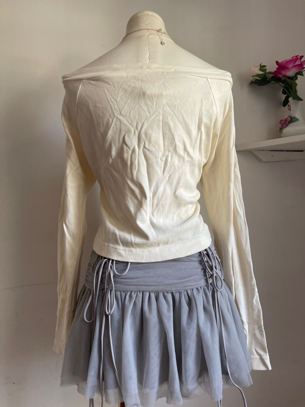 Vintage Off-Shoulder Cream Crop Top with Black Ribbon Tie - Picture 4 of 5